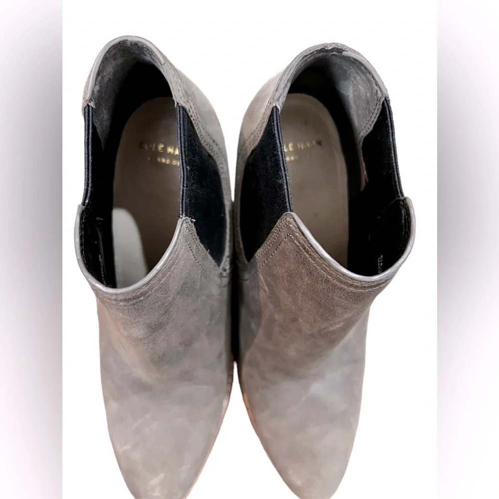 Cole Haan suede gray greystone nubuck leather booties in great condition size 7 - Picture 3 of 4